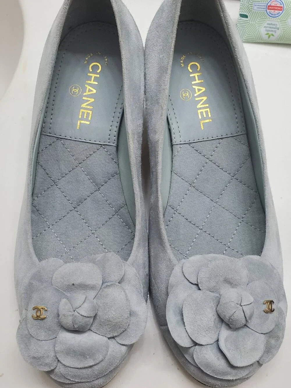 Chanel light blue suede Camellia featuring a floral accent - Picture 1 of 5